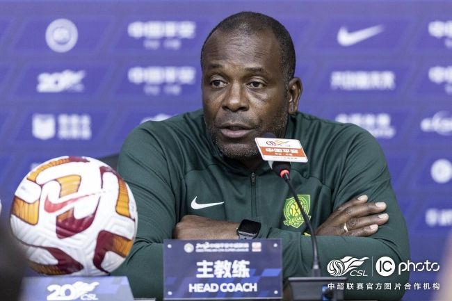 那不勒斯半场0-0战平卡利亚里。